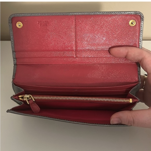 Prada Milano Long Bow Metallic Wallet 8x4 - Picture 6 of 16